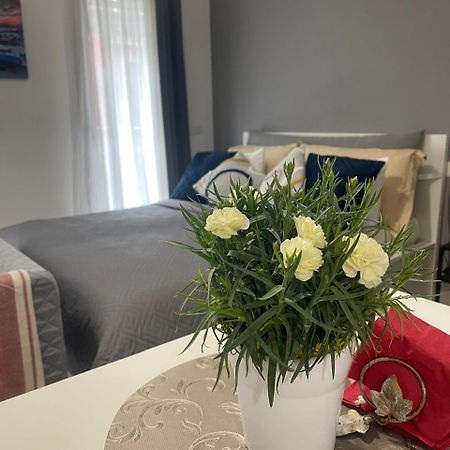 Margherita Apartment Bari Bagian luar foto