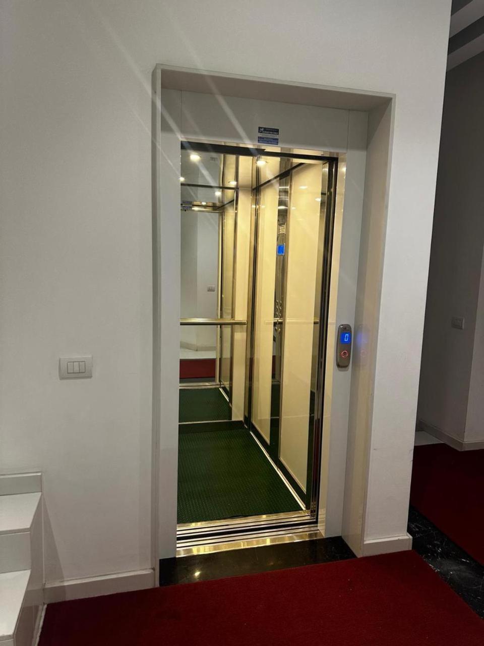 Margherita Apartment Bari Bagian luar foto