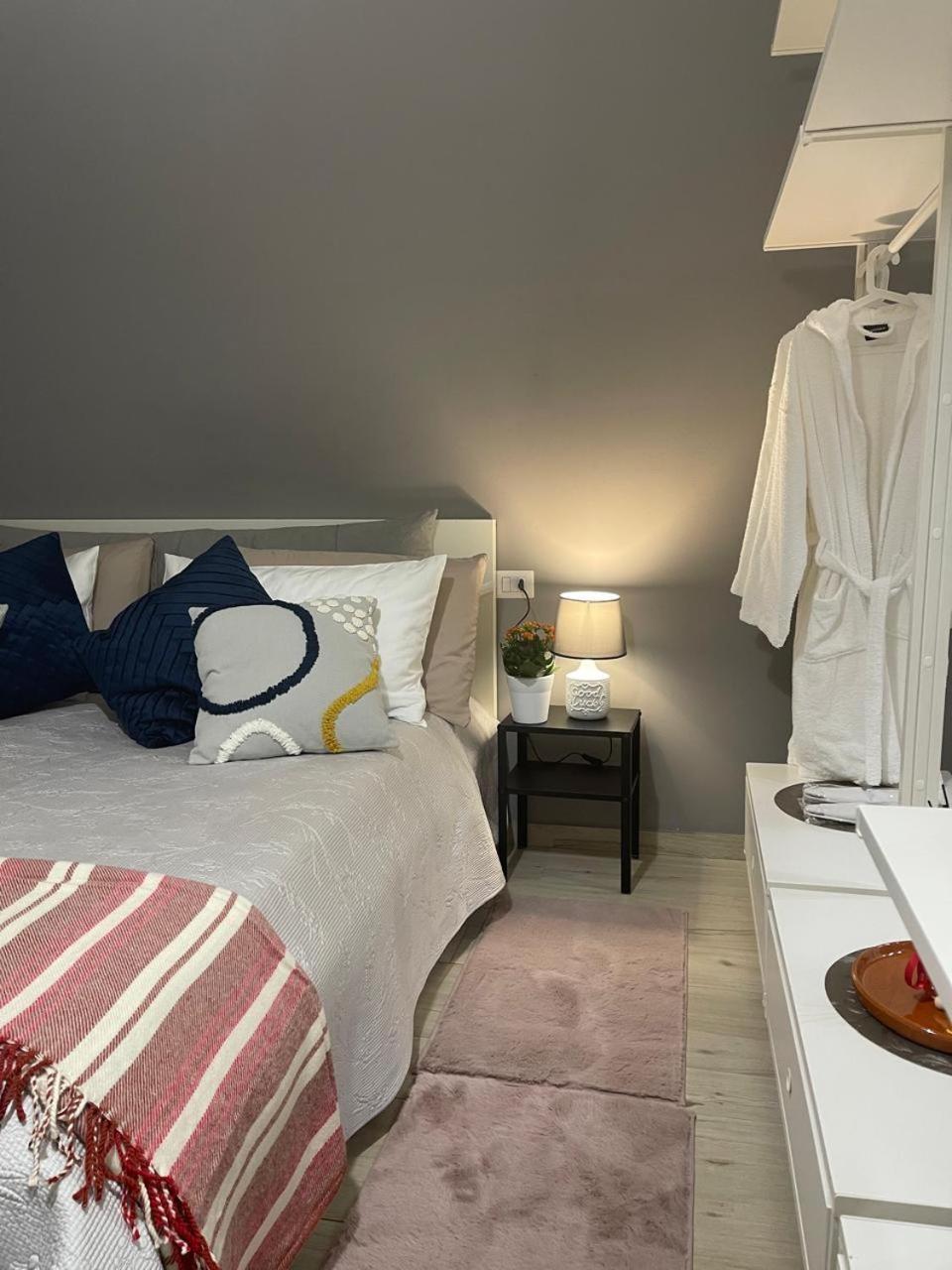 Margherita Apartment Bari Bagian luar foto