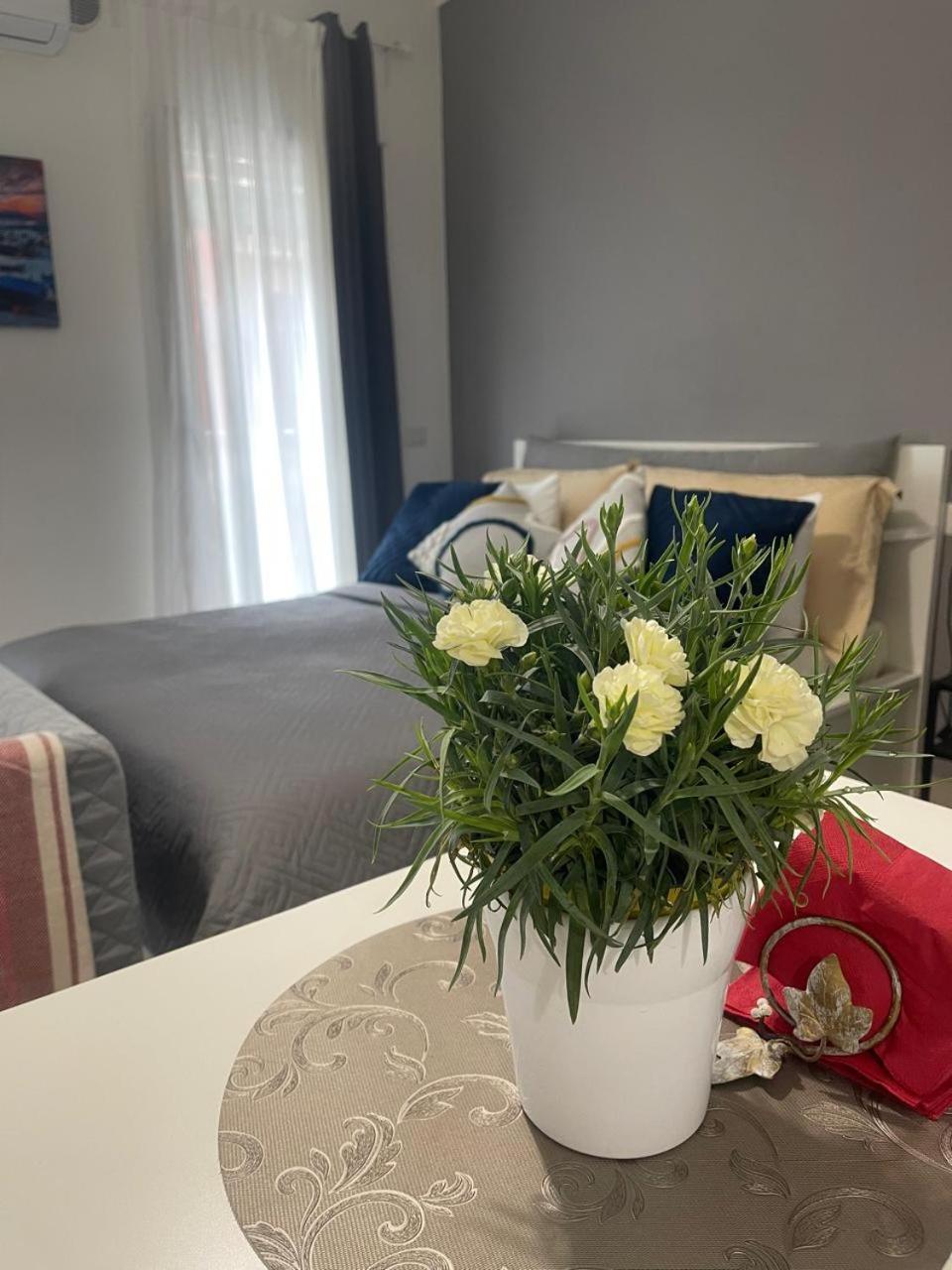 Margherita Apartment Bari Bagian luar foto